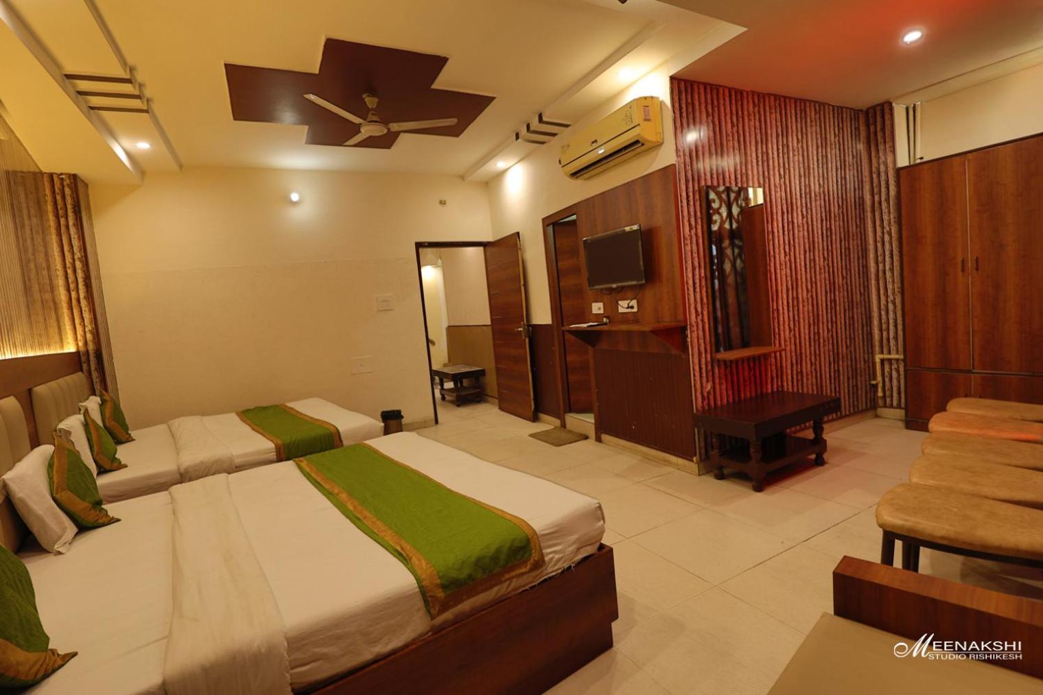 Hotel Haridev Roorkee Екстер'єр фото