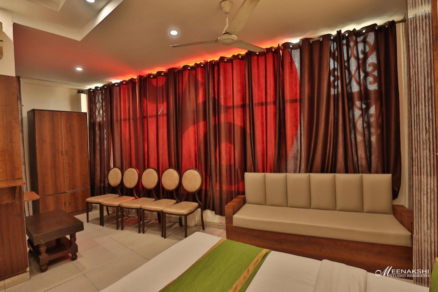 Hotel Haridev Roorkee Екстер'єр фото